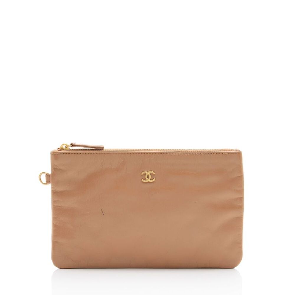 Chanel Shiny Calfskin Small Chanel 22 Pochette